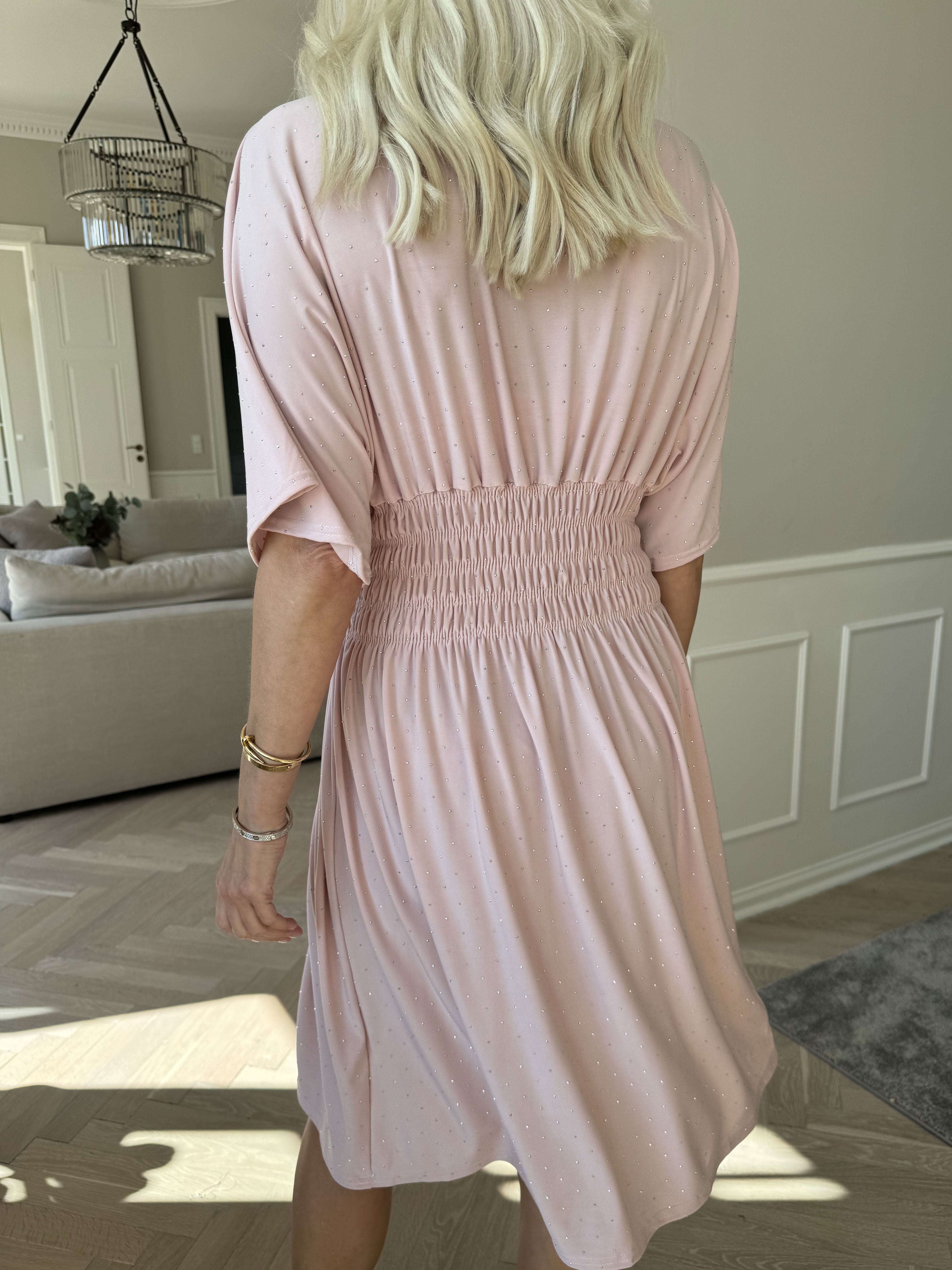 Pams Crystal Short - Kort elastisk kjole med similisten